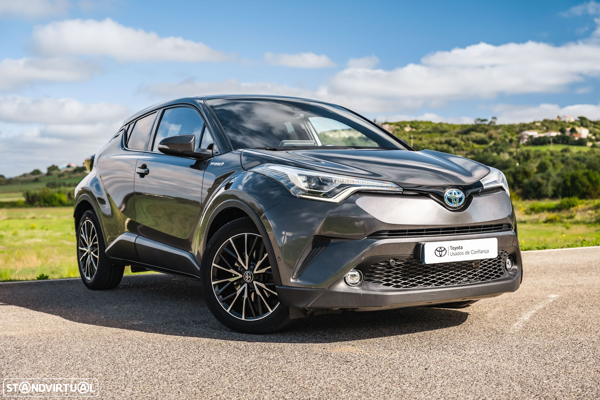 Toyota C-HR 1.8 HSD Exclusive+P.Luxury - 33