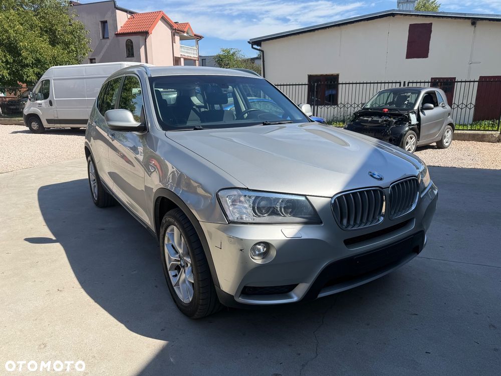 BMW X3 xDrive30d Sport-Aut xLine - 4