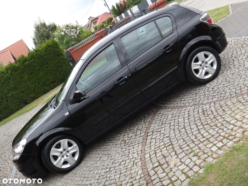 Opel Astra 1.6 Innovation - 11