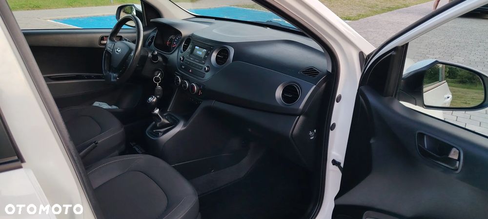 Hyundai i10 1.0 Premium - 19