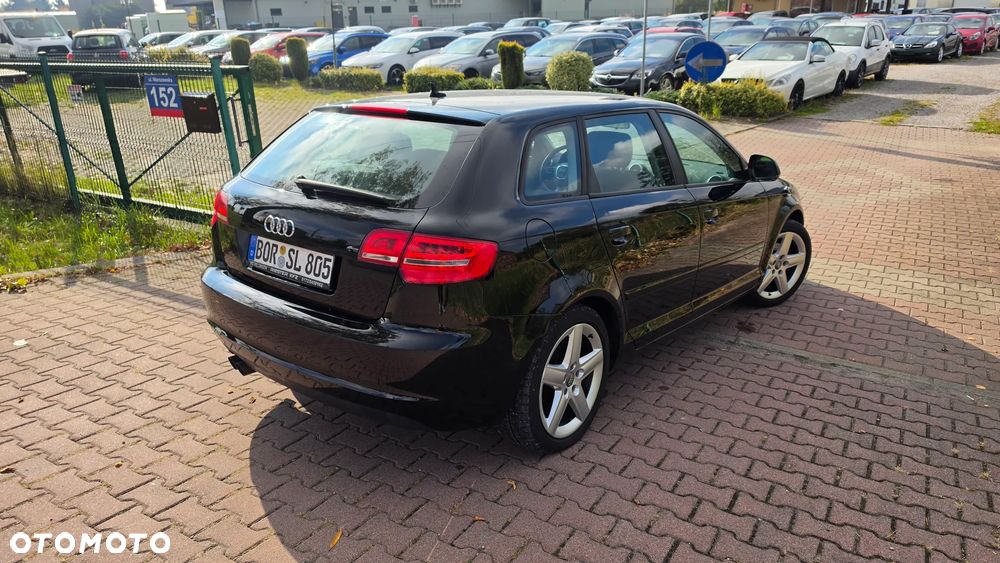 Audi A3 Sportback - 17