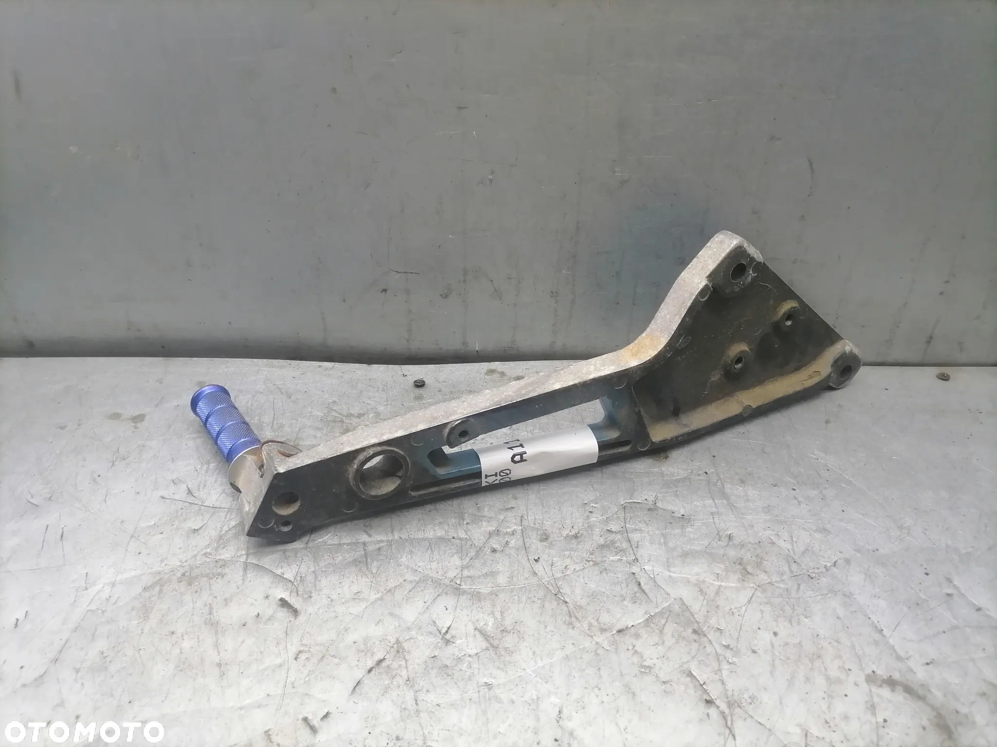 Kawasaki GPZ 1000 RX Set podnóżek lewy - 2