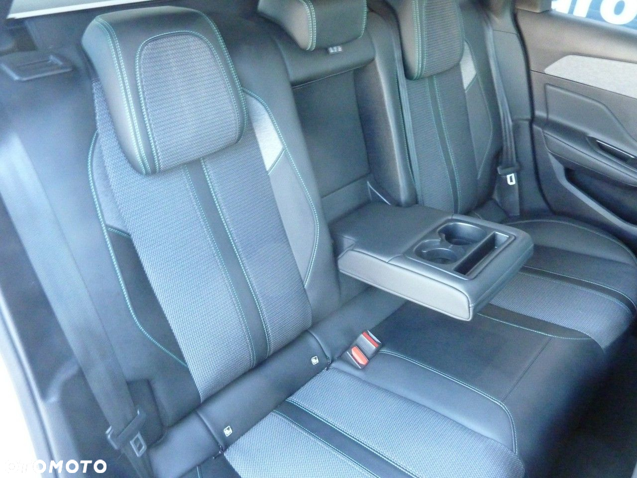 Peugeot 308 - 13