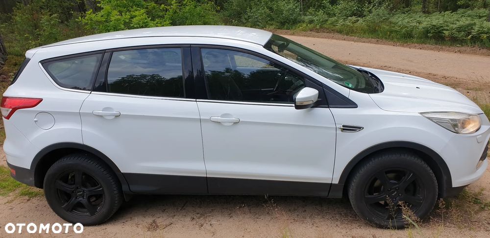 Ford Kuga 1.6 EcoBoost 2x4 SYNC - 3