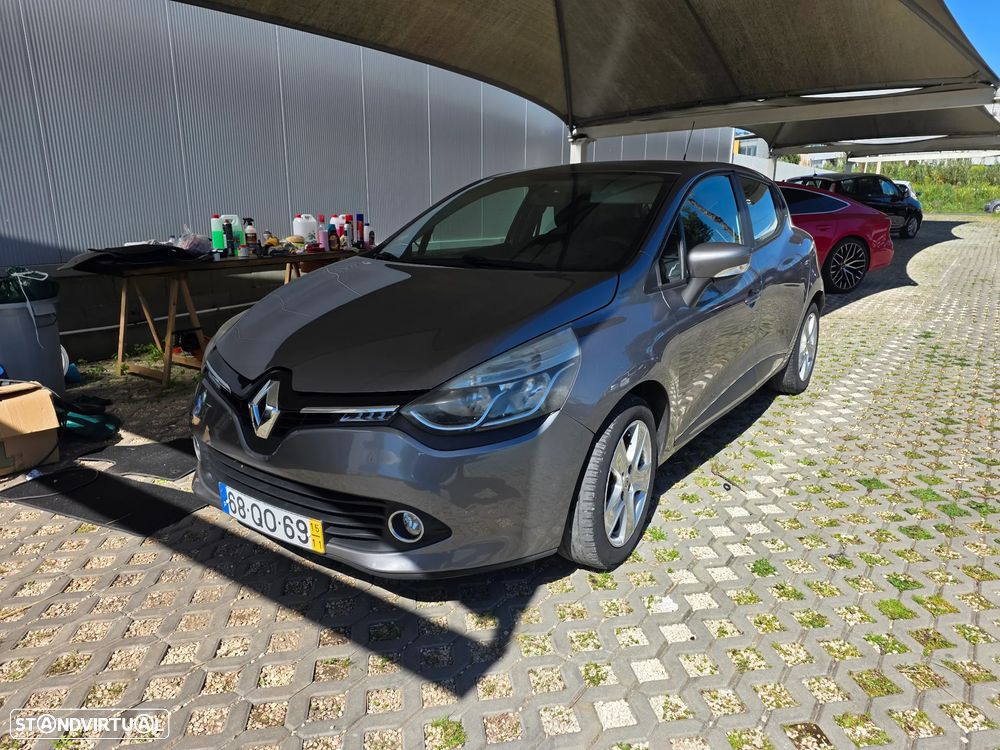 Renault Clio 1.5 dCi Dynamique S - 9