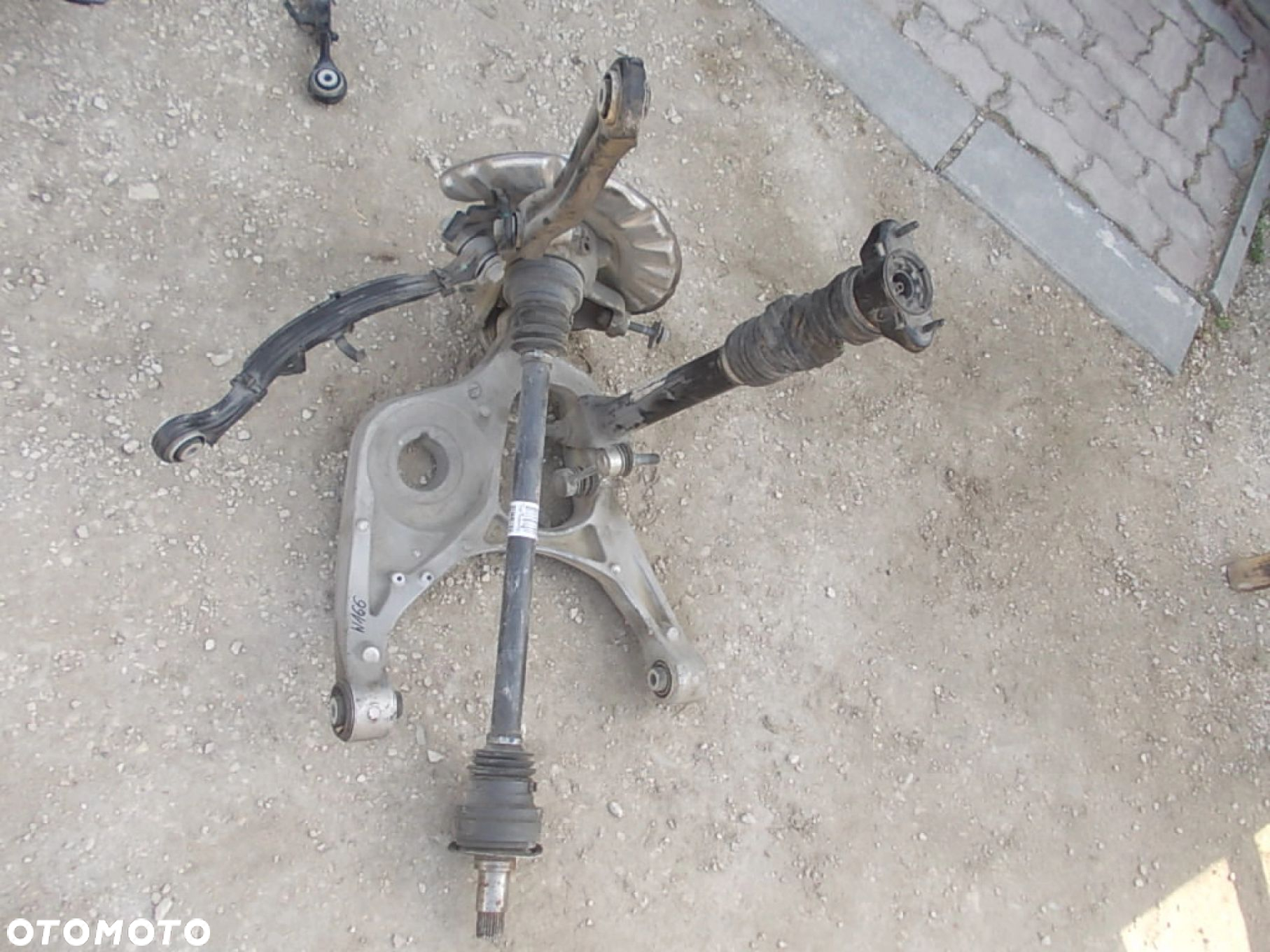 WAHACZ ZAWIESZENIE TYLNE PRAWE MERCEDES ML W166 GL - 2