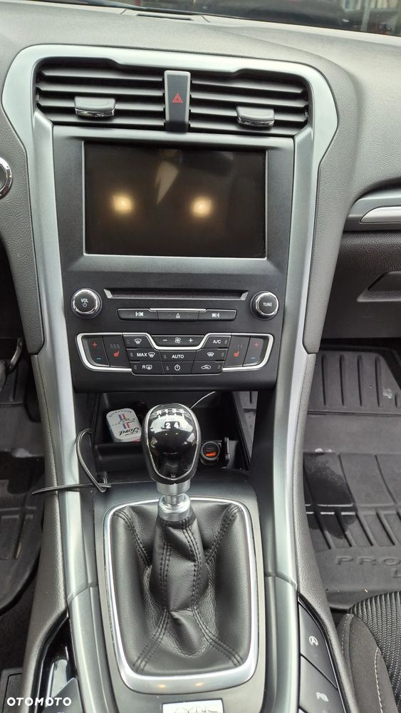 Ford Mondeo 2.0 TDCi Silver X (Amb.) - 11