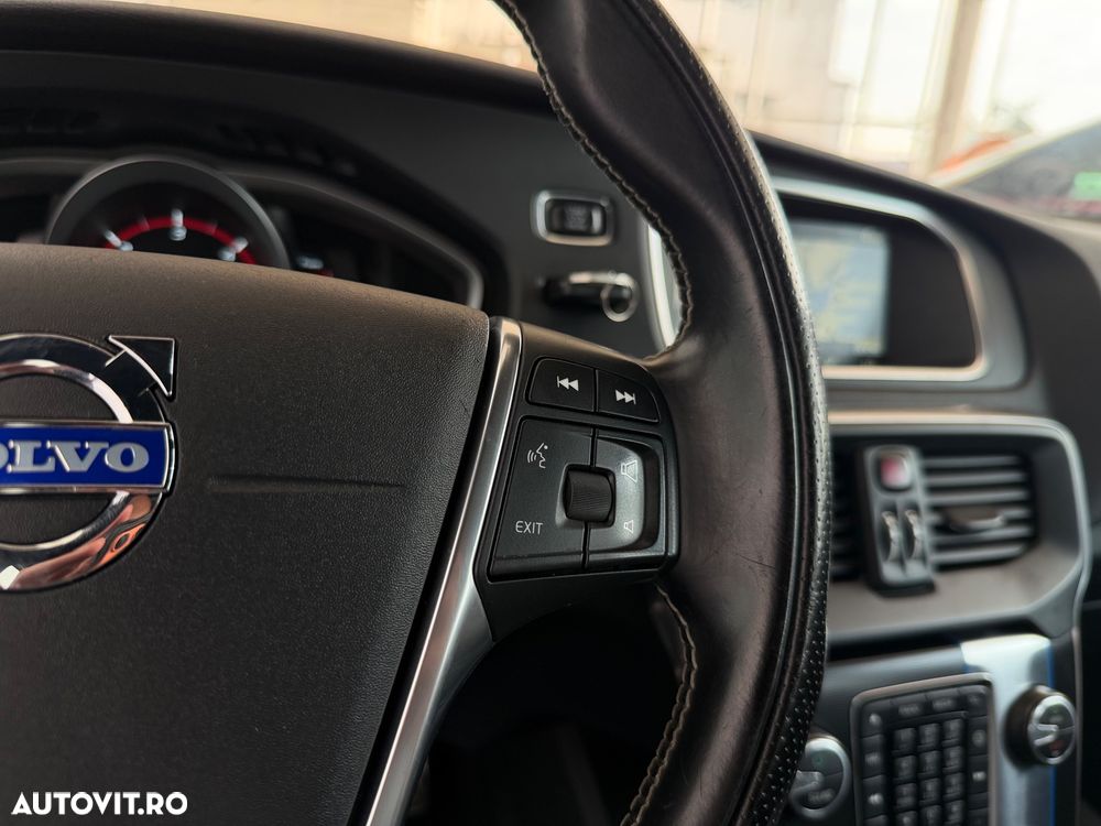 Volvo V40 D4 RDesign - 27