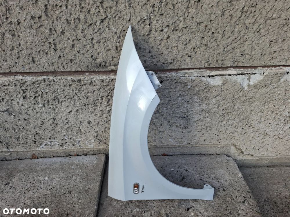 BŁOTNIK PRZEDNI PRAWY SEAT LEON II 2 LB9A - 2