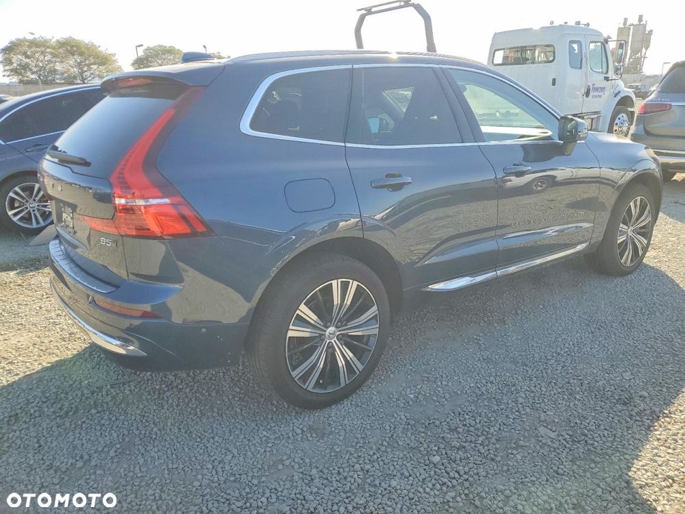Volvo XC 60 B5 B AWD Ultimate Bright - 3