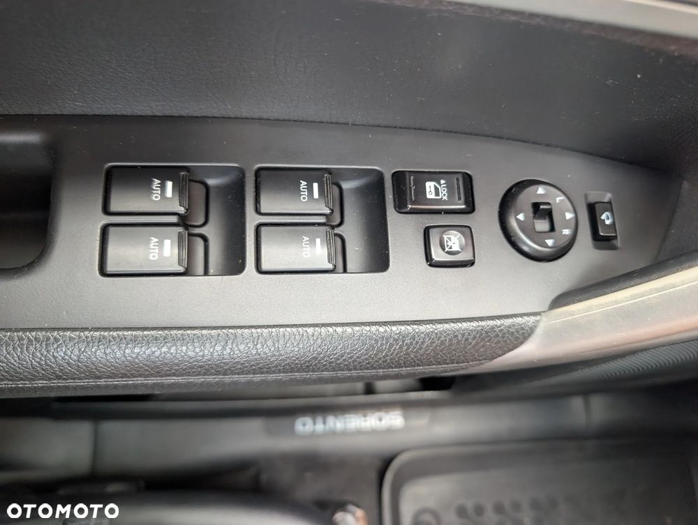 Kia Sorento 2.0 CRDI XL - 34