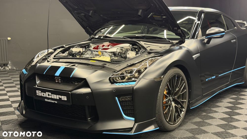 Nissan GT-R Black Edition - 6