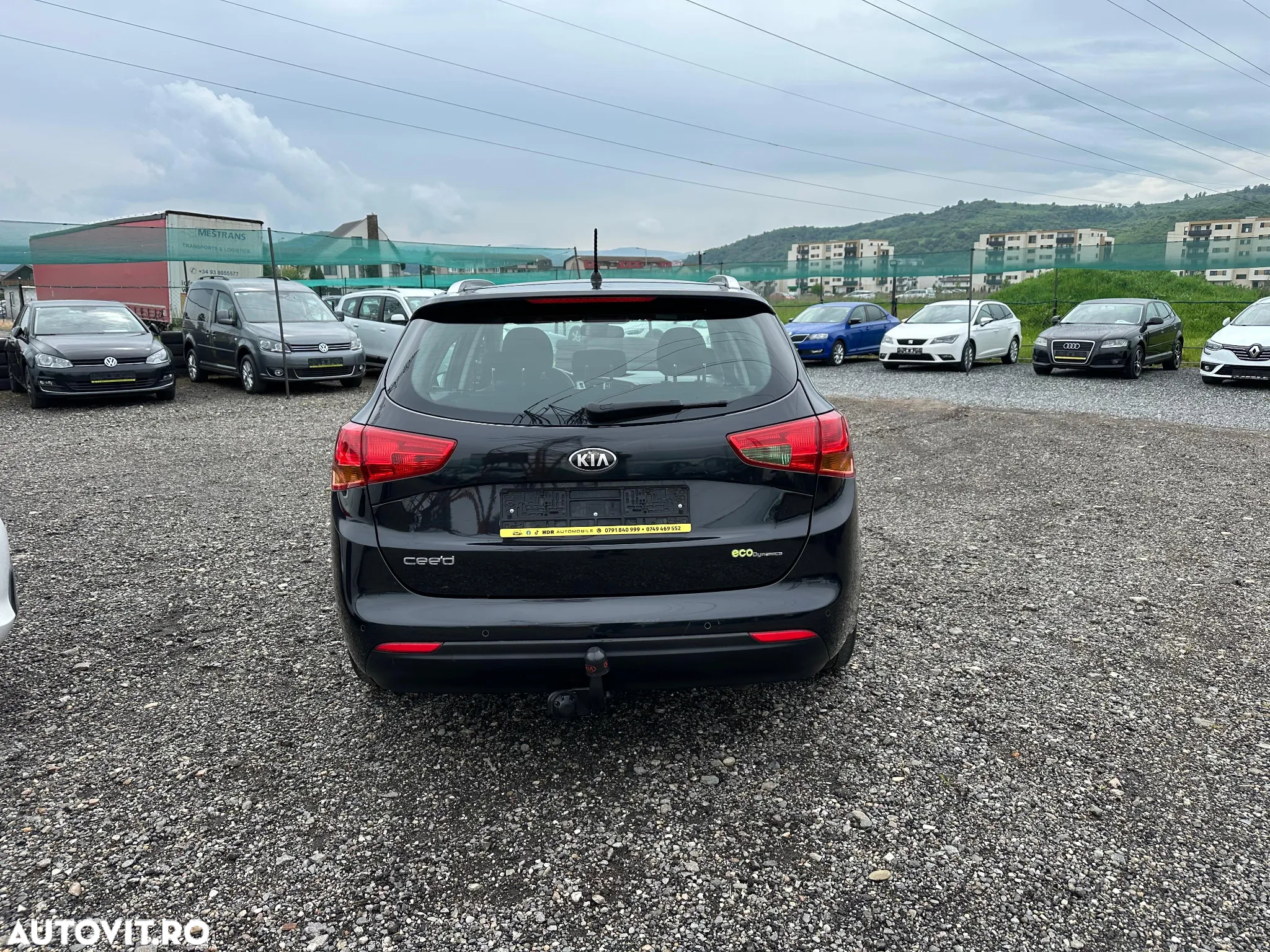 Kia Ceed 1.6 CRDi 128 Dream Team Edition - 12