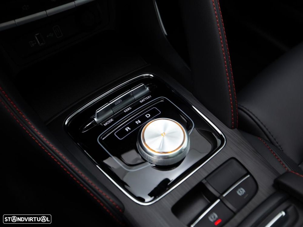 MG ZS EV 72.6 kWh Luxury - 24