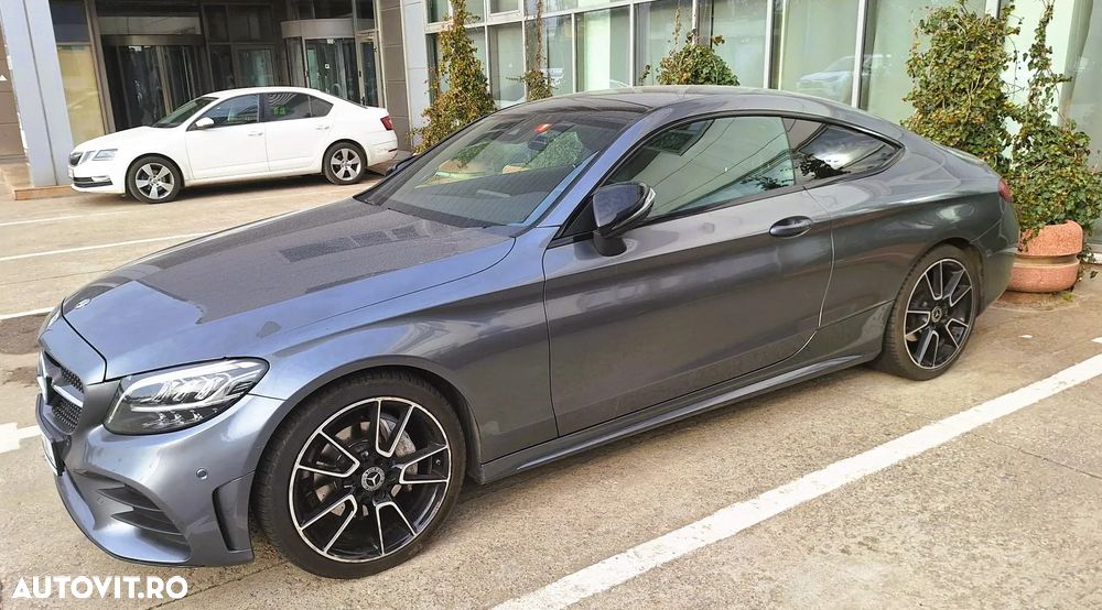 Mercedes-Benz C 200 4MATIC 9G-TRONIC AMG Line - 2