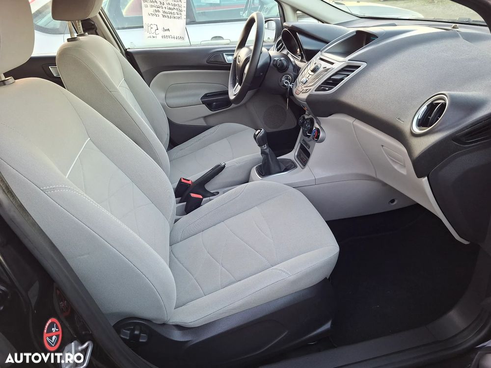 Ford Fiesta - 14