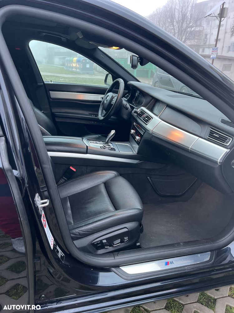 BMW Seria 7 740d xDrive - 6