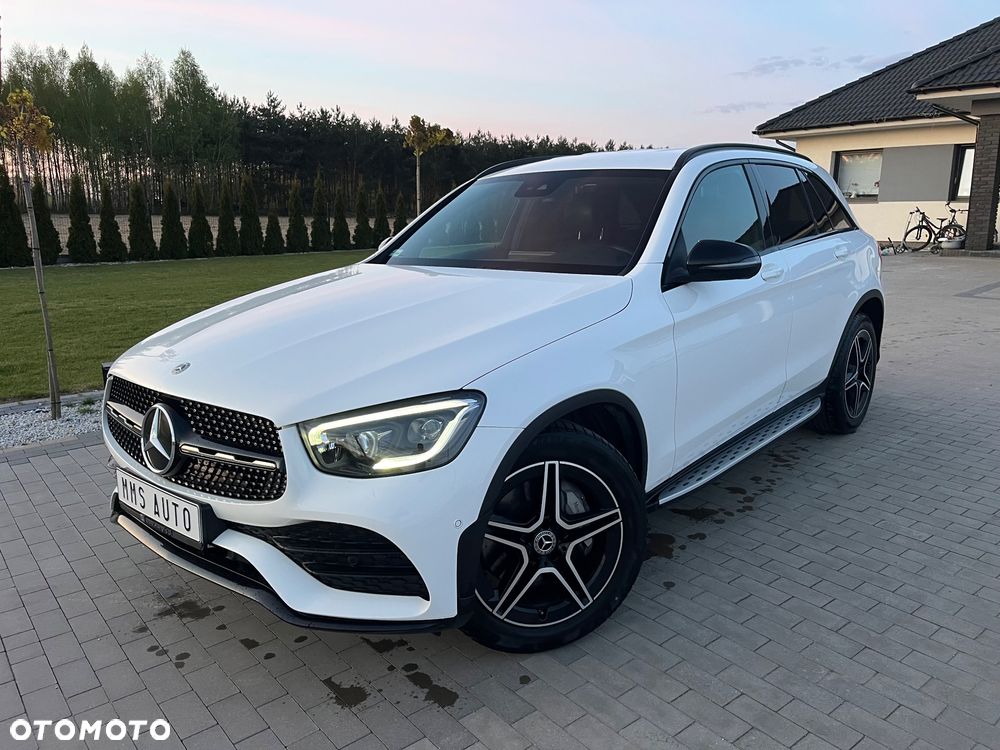 Mercedes-Benz GLC 220 d 4Matic 9G-TRONIC AMG Line - 1