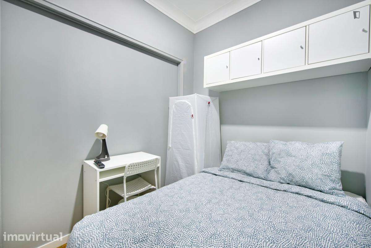 Quarto - localizado em Amadora Lisbon - Grande imagem: 4/28