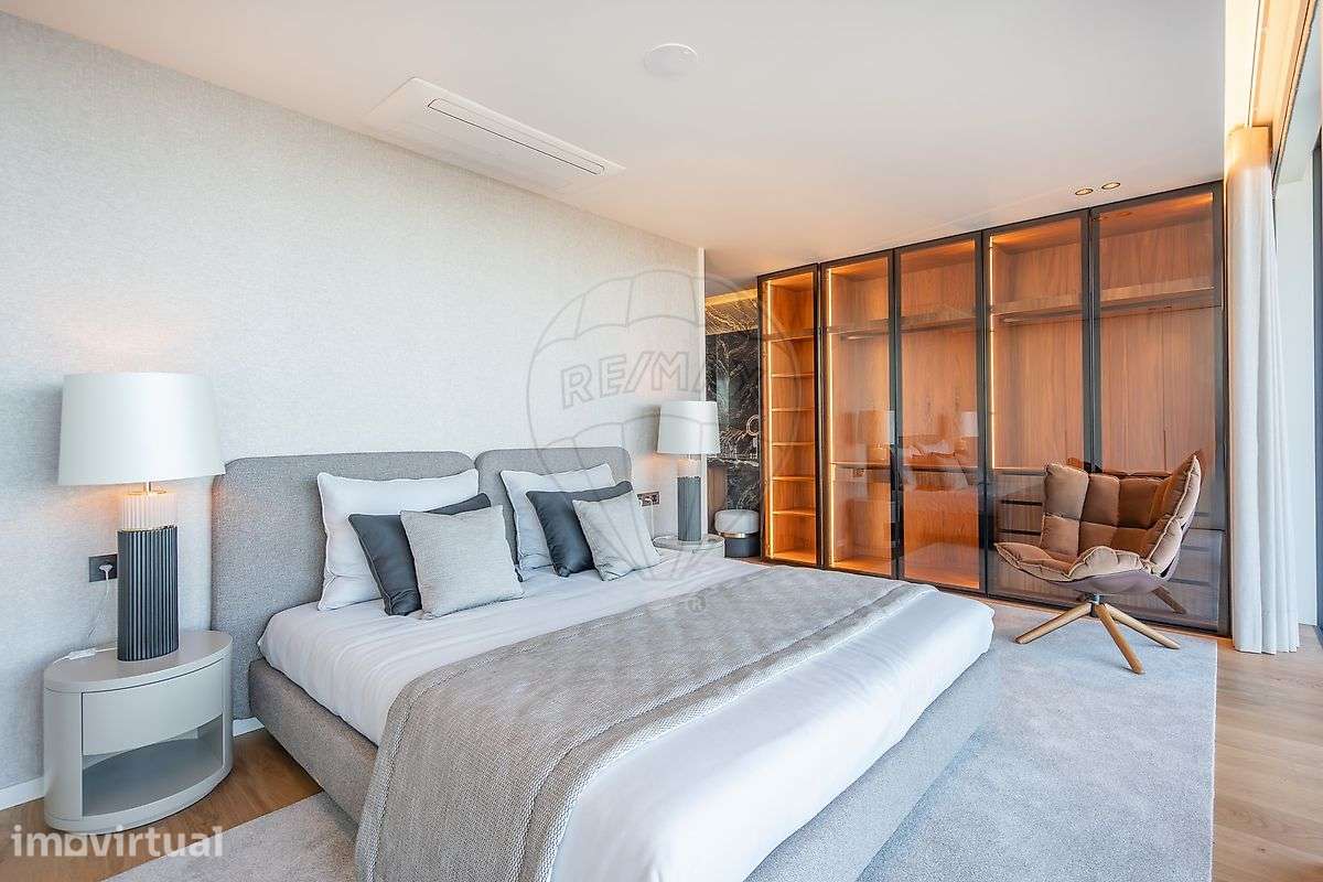 Apartamento T4 para venda - Grande imagem: 2/47