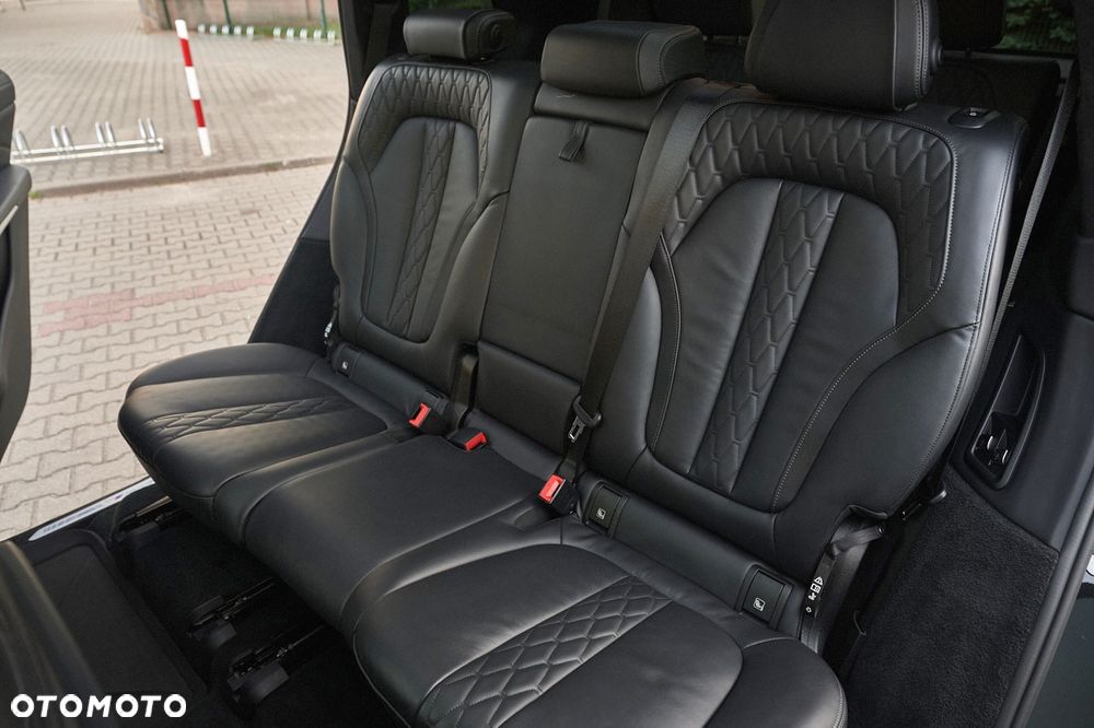 BMW X7 xDrive40i sport - 19