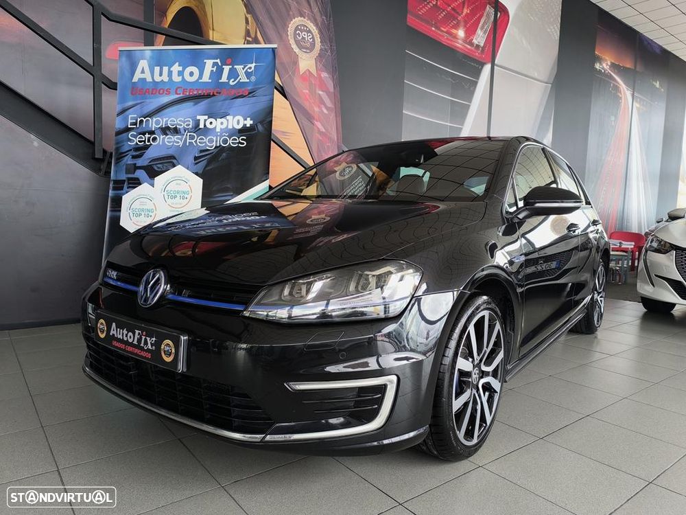 VW Golf 1.4 GTE Plug-In-Hybrid DSG - 1
