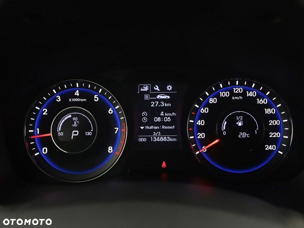 Hyundai i40 Kombi 2.0 Automatik Trend - 23