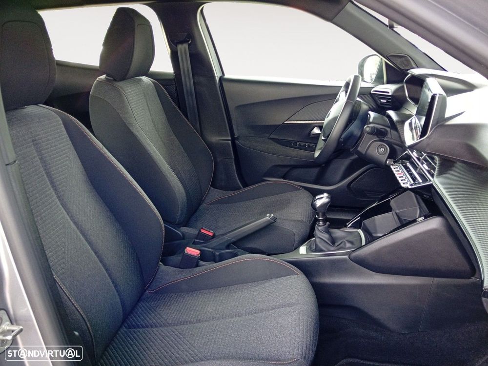 Peugeot 2008 1.2 PureTech Style - 15