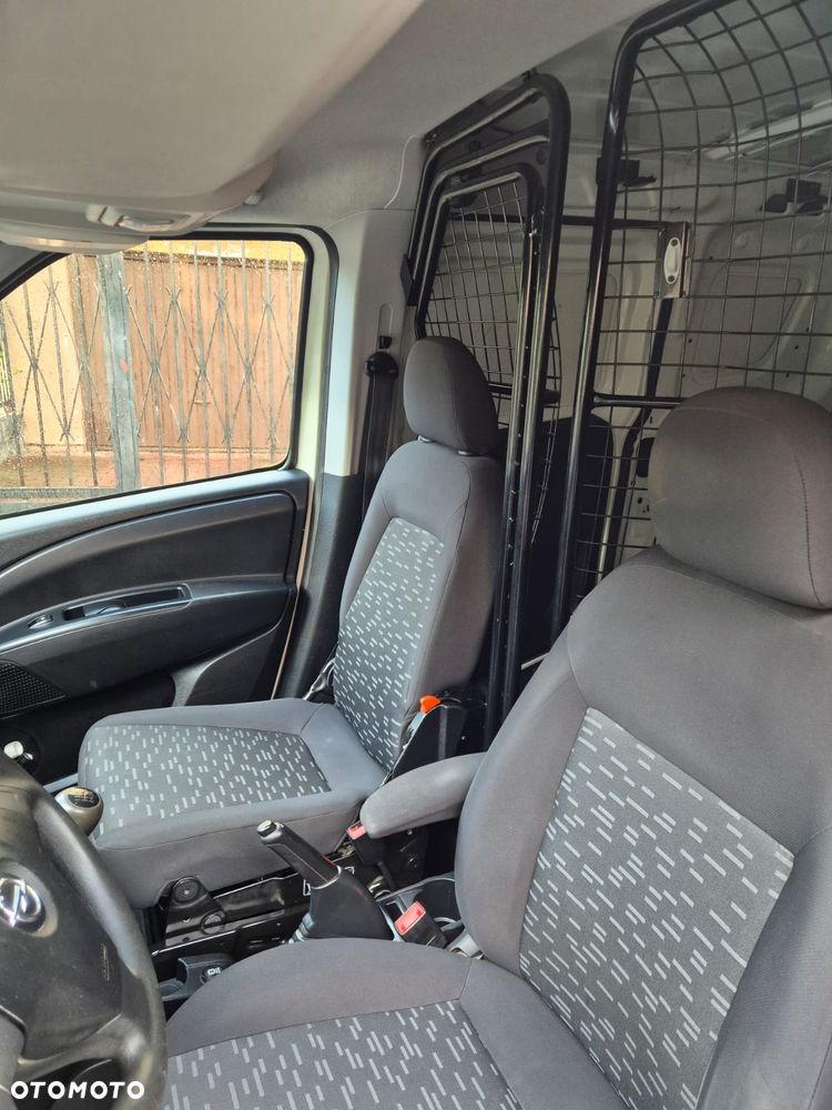 Opel Combo - 35