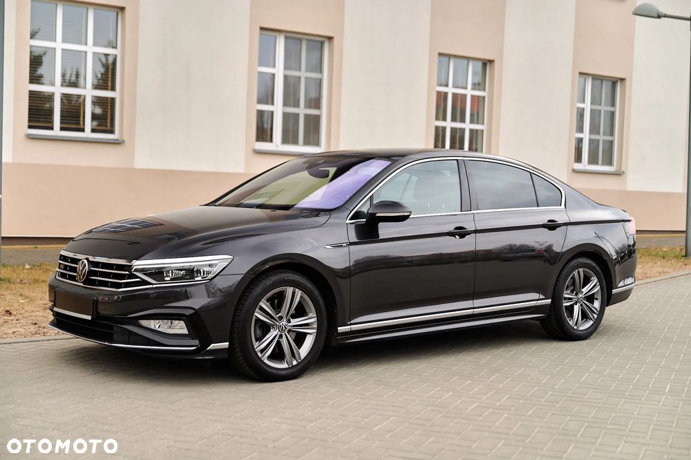 Volkswagen Passat - 12