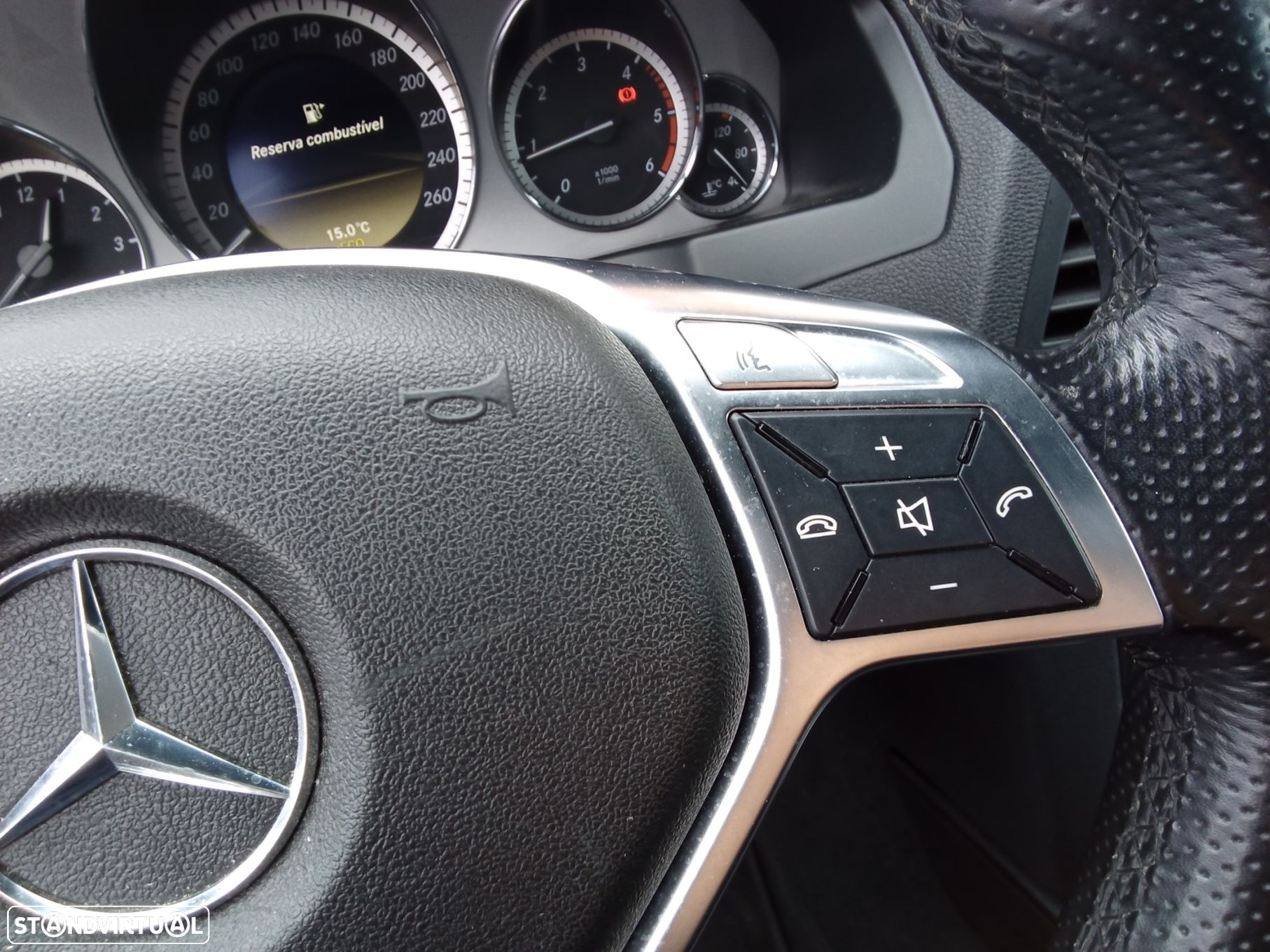 Mercedes-Benz E 250 CDi Avantgarde BlueEfficiency - 20