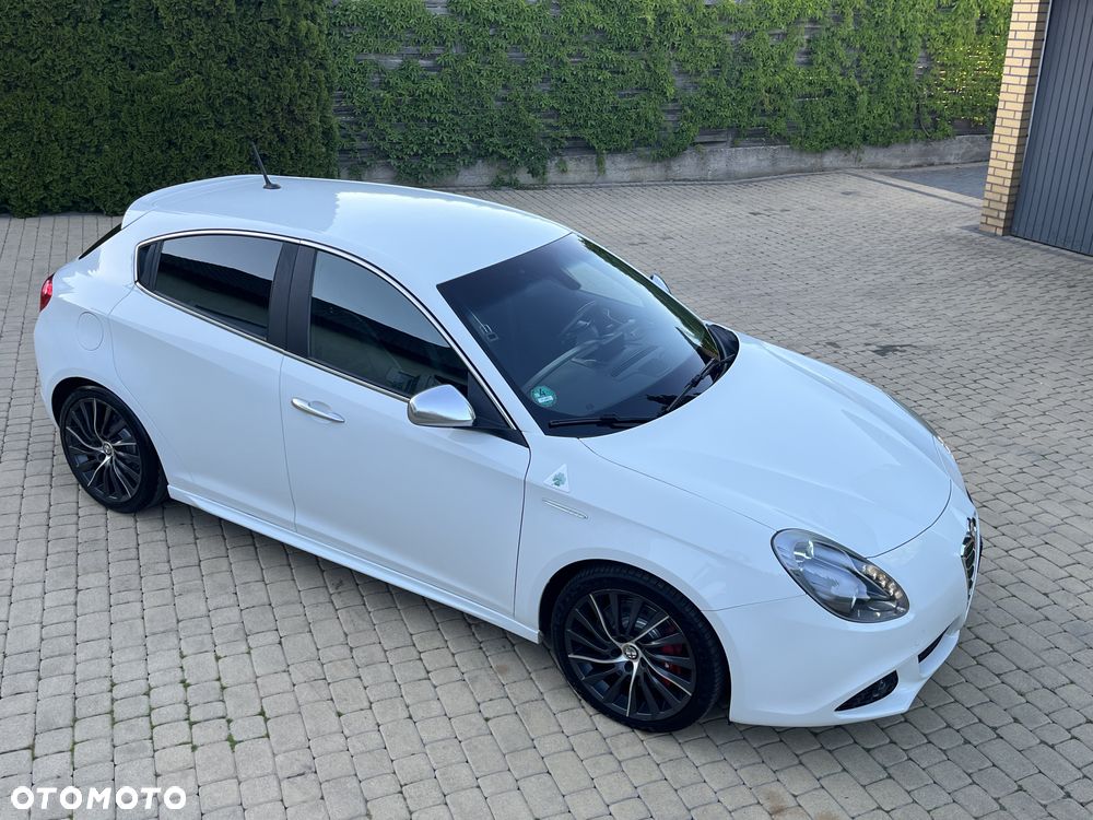 Alfa Romeo Giulietta 1.8 TBi 16V Quadrifoglio Verde - 38