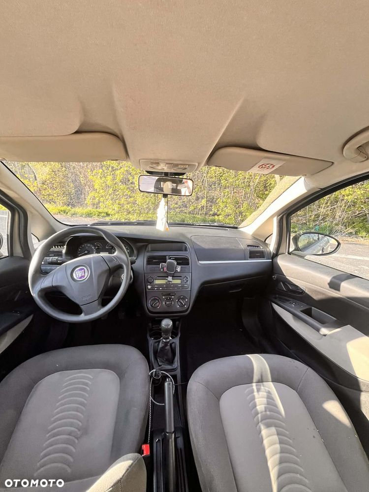 Fiat Linea 1.4 Active - 9