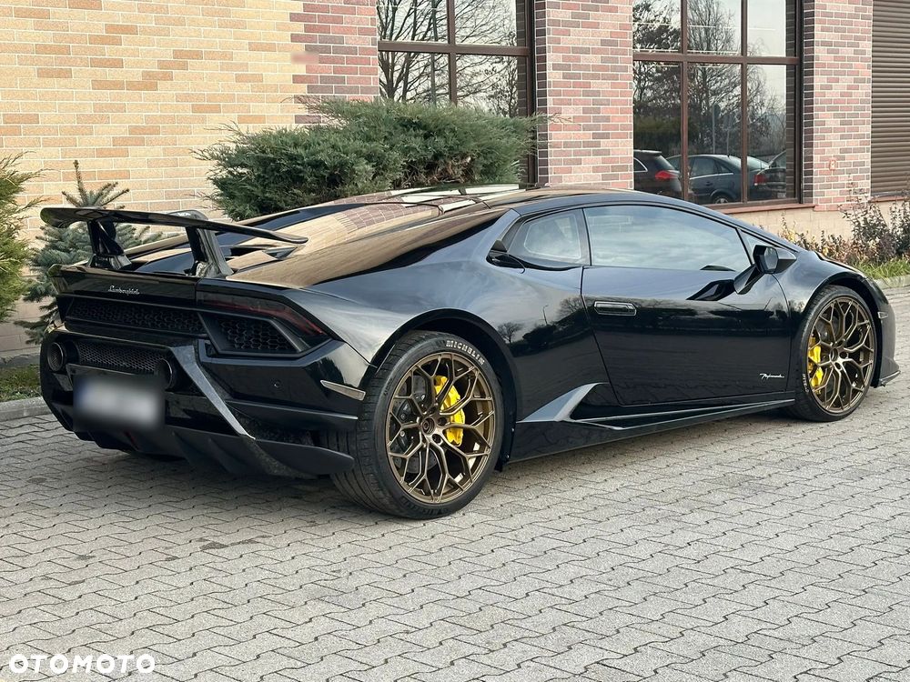 Lamborghini Huracan - 4