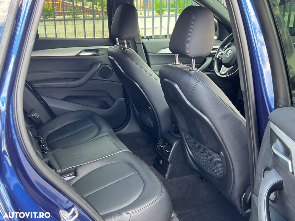 BMW X1 sDrive18d xLine - 11