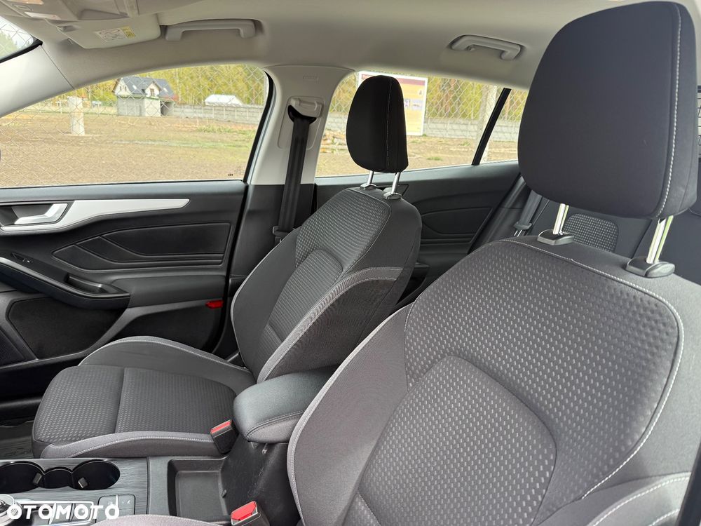Ford Focus 1.5 EcoBoost Start-Stopp-System COOL&CONNECT - 13