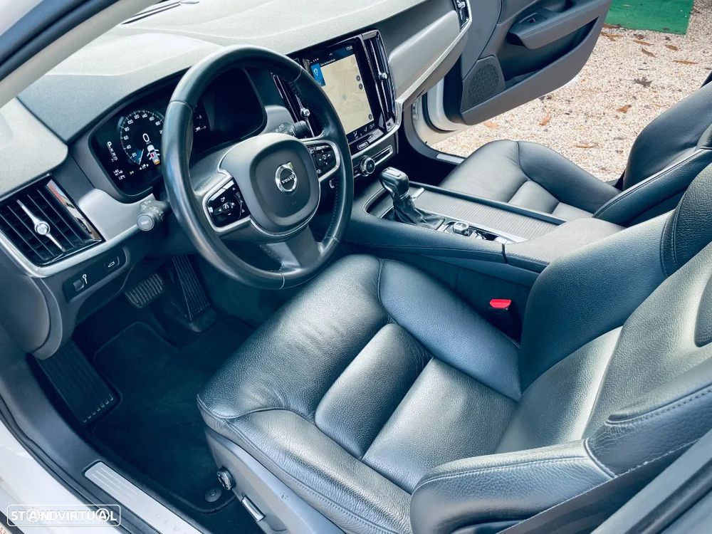 Volvo V90 2.0 D4 Momentum Plus Geartronic - 8