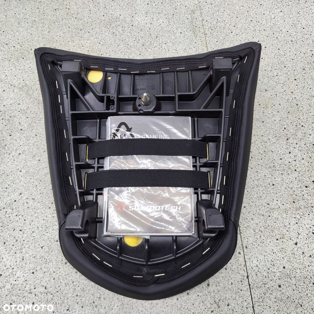 Kanapa, fotel tył, siedzenie pasażera KTM 1190 Adventure - 15