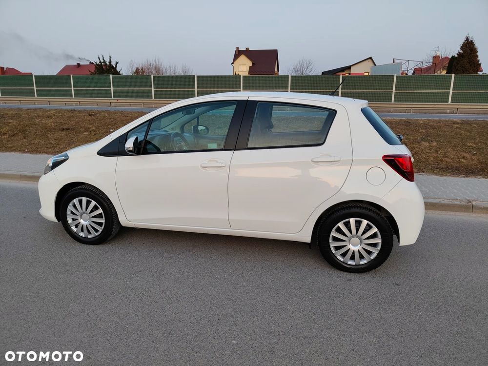 Toyota Yaris 1.33 Active EU6 - 8