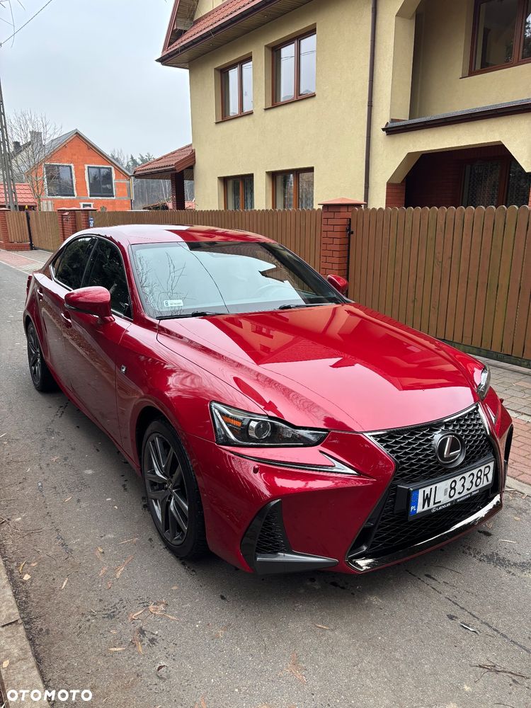 Lexus IS 200t / 300 F Sport - 6