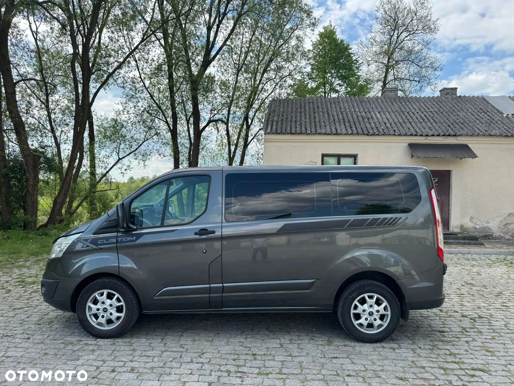 Ford Tourneo Custom 2.0 EcoBlue L2 Shuttle Bus Titanium - 13