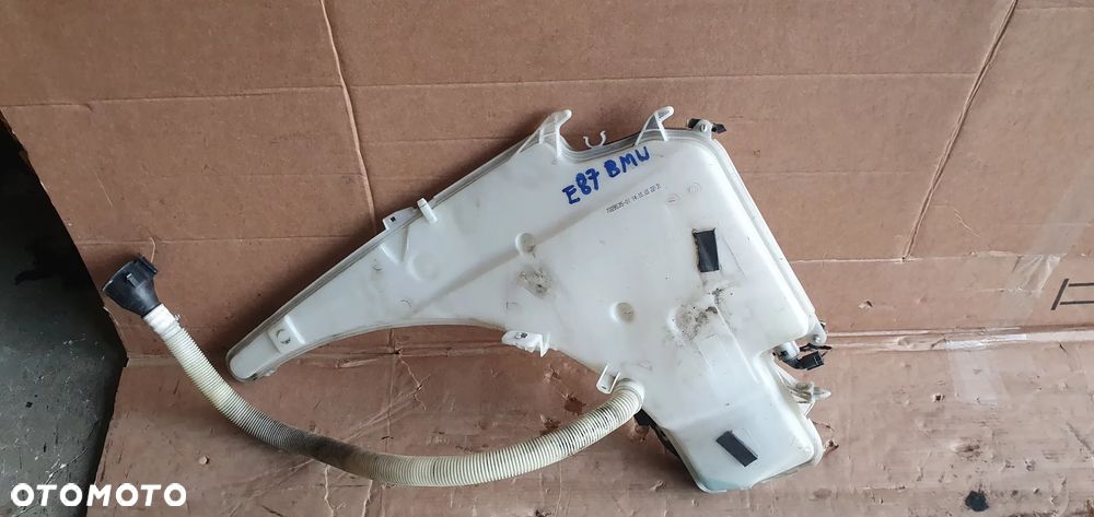 Zbiorniczek płynu spryskiwaczy pompka pompki BMW I E81 E87 7229535 - 2