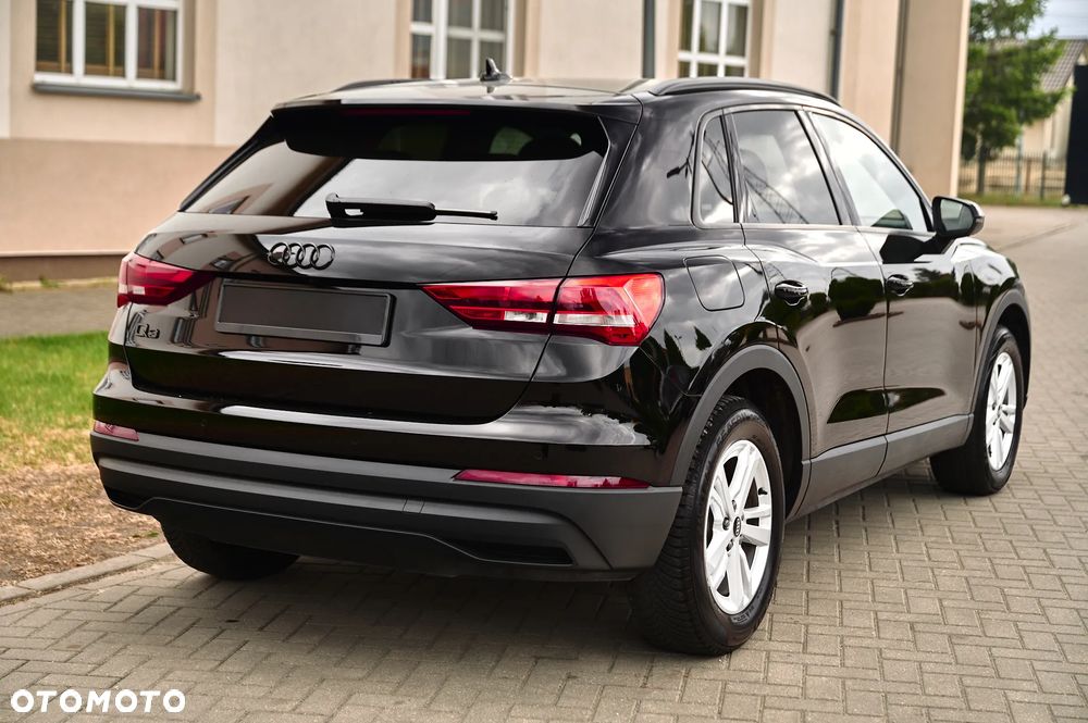 Audi Q3 35 TFSI S tronic - 13