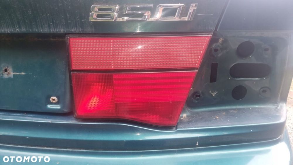 LAMPA W KLAPĘ KLAPY LEWA PRAWA TYŁ BMW 8 E31 850 840 - 2
