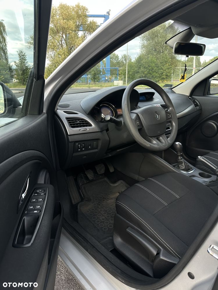 Renault Fluence 1.5 dCi Limited - 9