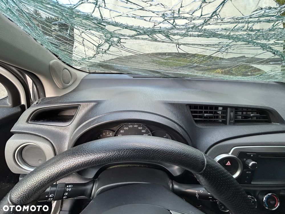 Toyota Yaris 3 III DESKA KOKPIT KONSOLA PODUSZKI PASY - 3