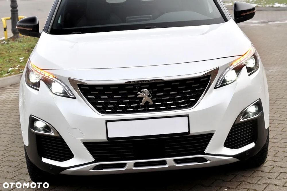 Peugeot 3008 1.2 PureTech Allure S&S - 5