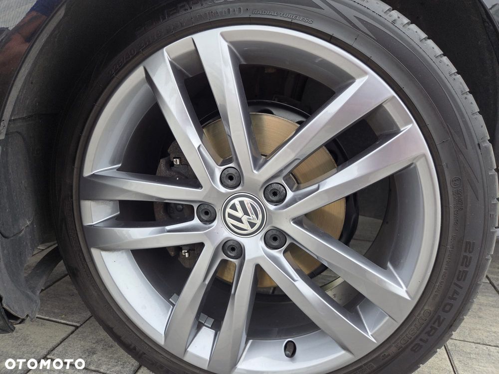 Volkswagen Golf 2.0 TDI BlueMotion Technology Lounge - 15