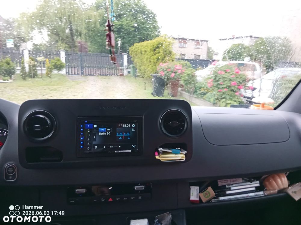 Mercedes-Benz Sprinter - 6