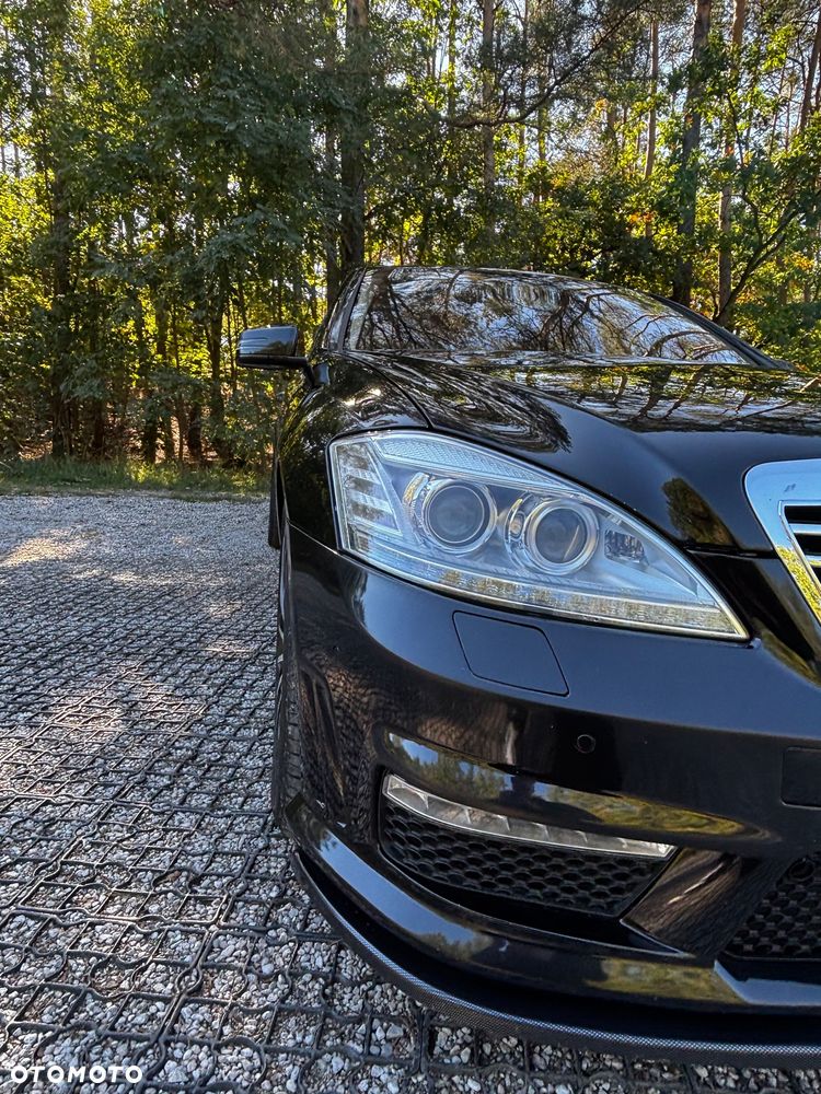 Mercedes-Benz S-Class 2005 photo 4